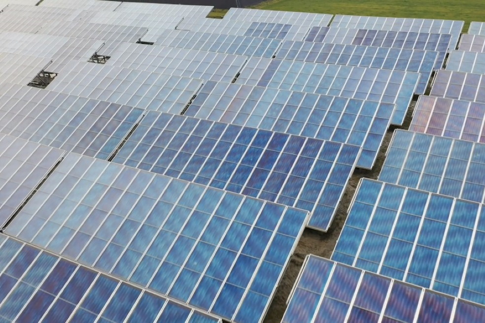 Construction of photovoltaic power stations in India under an EPC contract